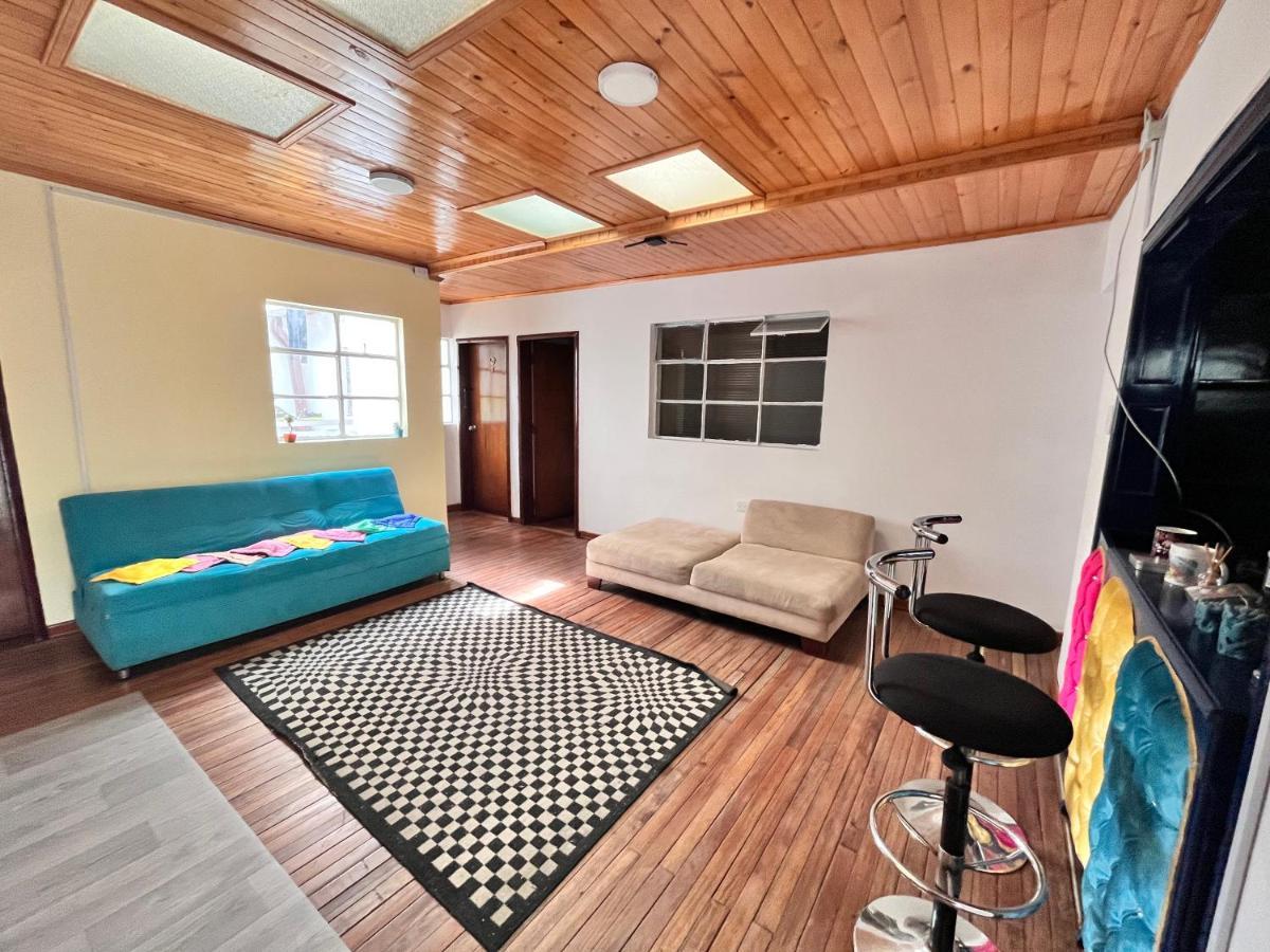 Prisma Hostel Bogotá Extérieur photo