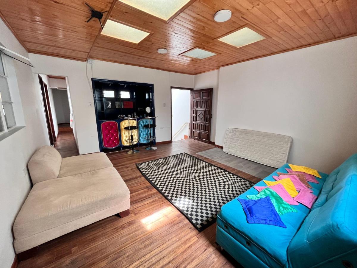 Prisma Hostel Bogotá Extérieur photo