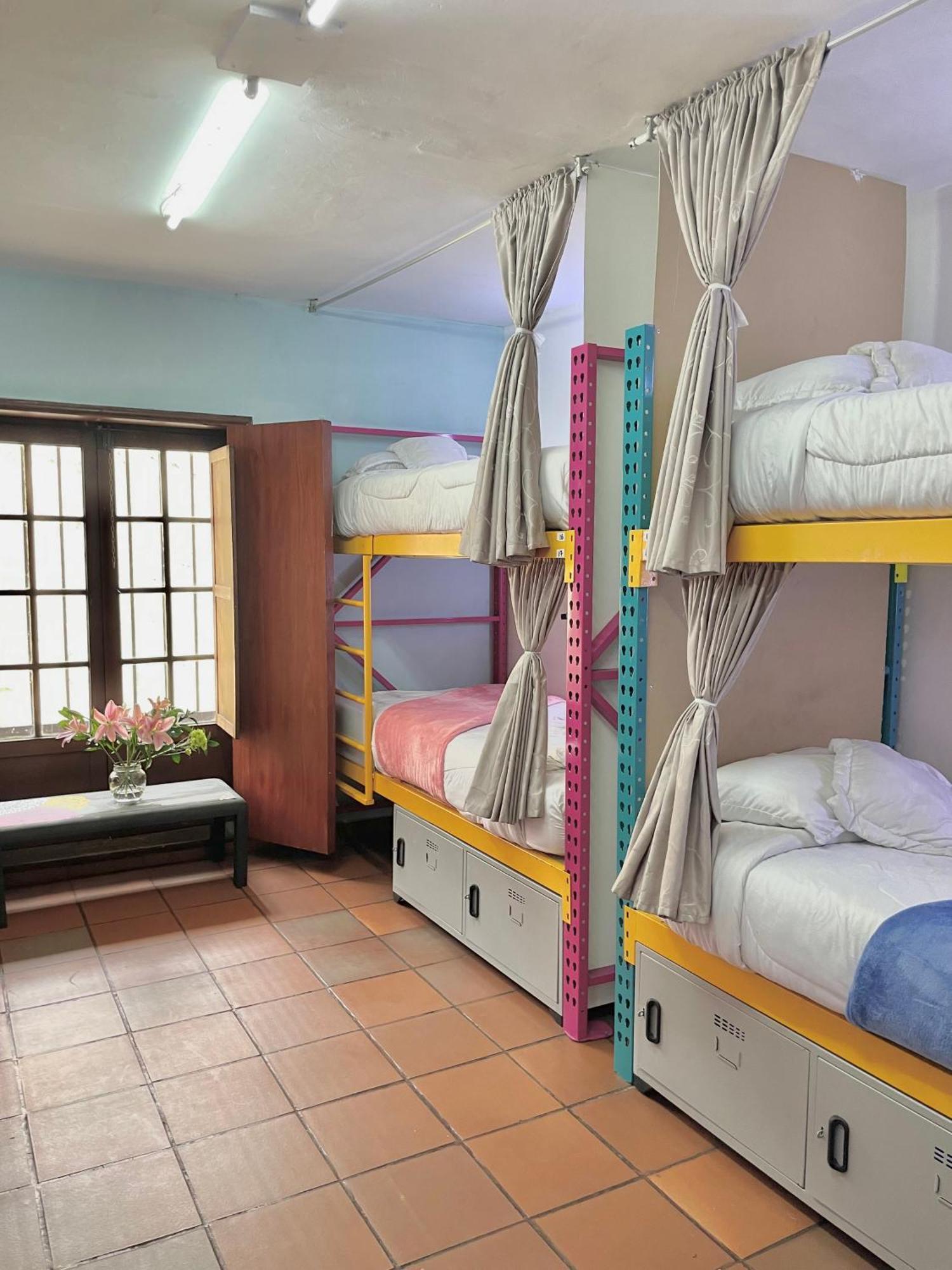 Prisma Hostel Bogotá Extérieur photo