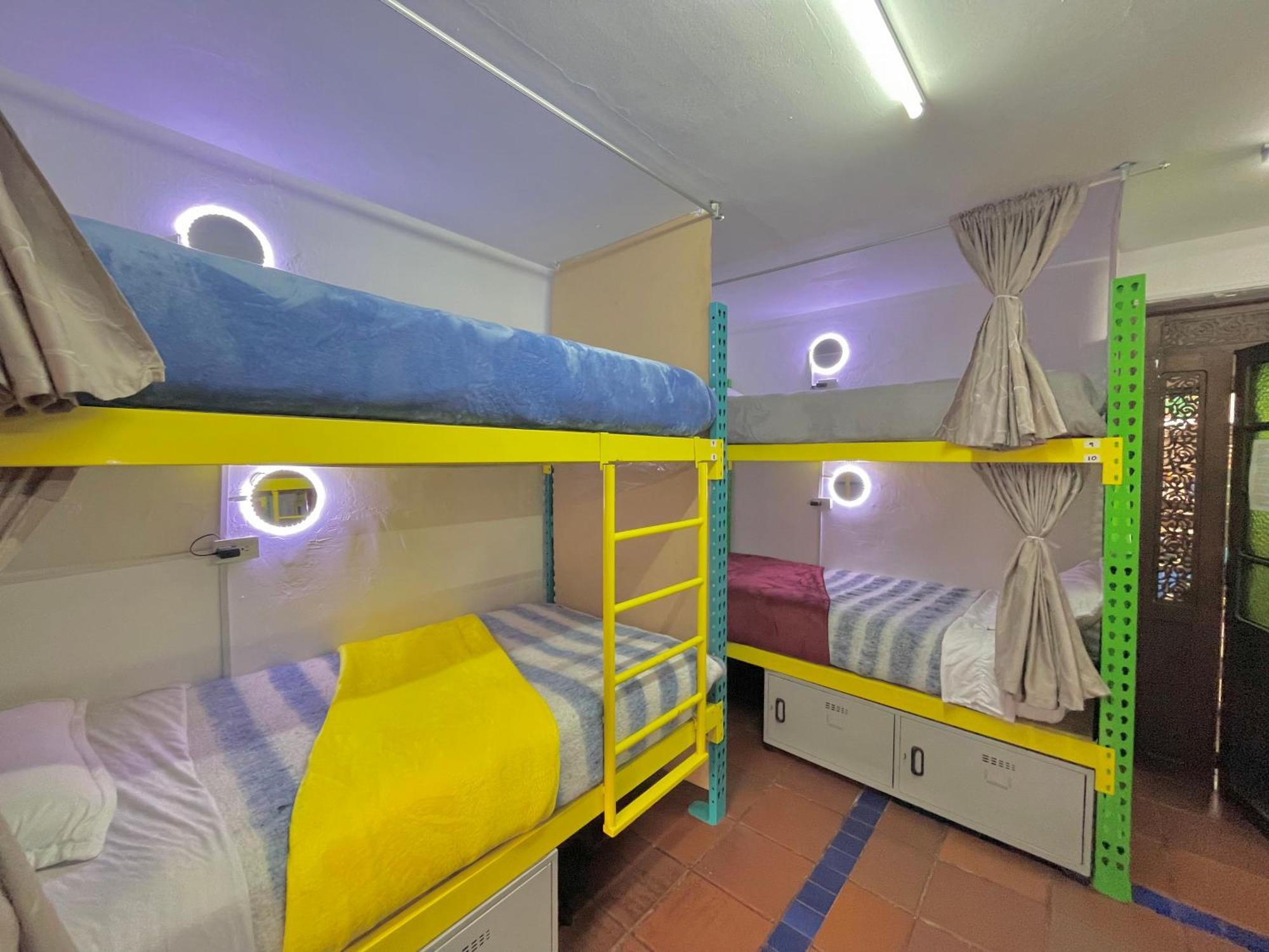 Prisma Hostel Bogotá Extérieur photo